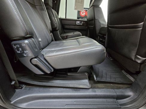 Used 2016 Lincoln Navigator L Reserve RWD image 21