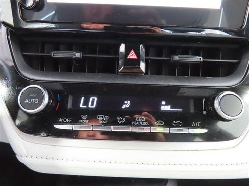 Used 2024 Toyota Corolla SE FWD image 26