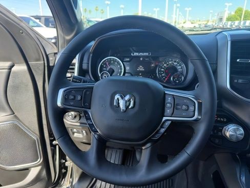 Used 2025 RAM 1500 Laramie AWD/4WD image 12