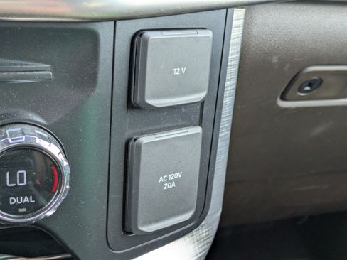 Certified 2021 Ford F150 King Ranch RWD image 30