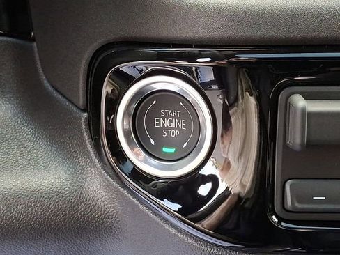 New 2026 Chevrolet Silverado 1500 ZR2 image 16