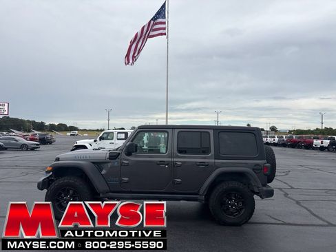 Used 2024 Jeep Wrangler Unlimited AWD/4WD image 1