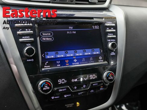 Used 2023 Nissan Murano SV image 19