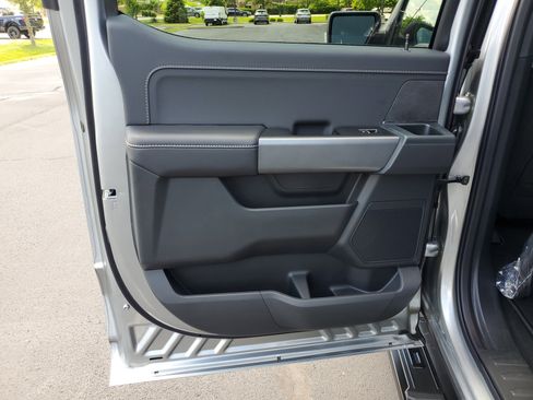 New 2025 Ford F150 XLT w/ Equipment Group 302A MID image 11