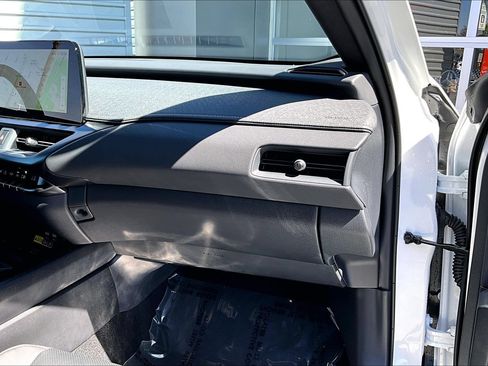 Used 2025 Lexus UX 300h FWD w/ Accessory Package (Z1) image 16