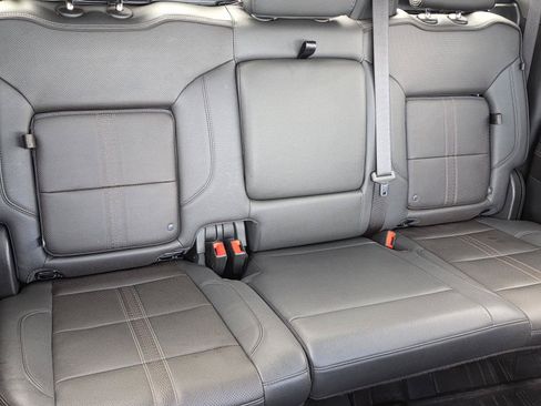 Used 2023 Chevrolet Silverado 1500 High Country w/ High Country Premium Package AWD/4WD image 22