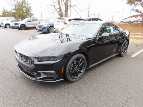 New 2026 Ford Mustang Coupe image 3