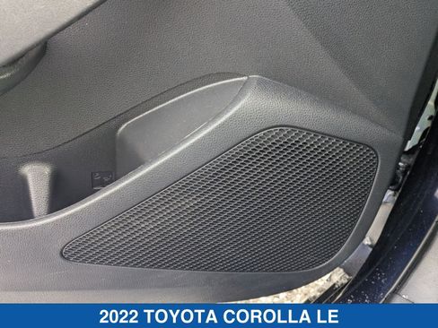 Used 2022 Toyota Corolla LE image 14