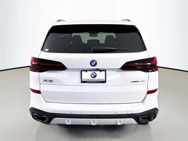 Used 2026 BMW X5 xDrive50e w/ M Sport Package AWD/4WD image 6