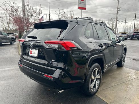 Certified 2025 Toyota RAV4 SE AWD/4WD image 5