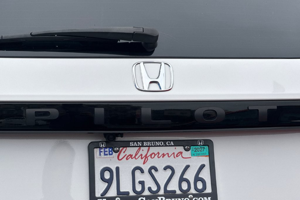 Certified 2024 Honda Pilot EX-L image 36