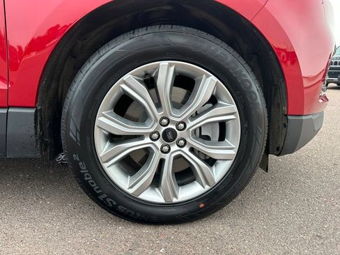 Used 2024 Ford Edge Titanium AWD/4WD image 39