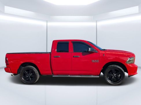 Used 2016 RAM 1500 Express image 2