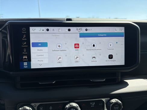 Certified 2025 Jeep Wrangler Unlimited Rubicon 4xe w/ Safety Group image 21