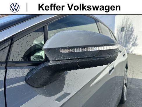New 2025 Volkswagen ID.4 Pro S Plus AWD/4WD image 10