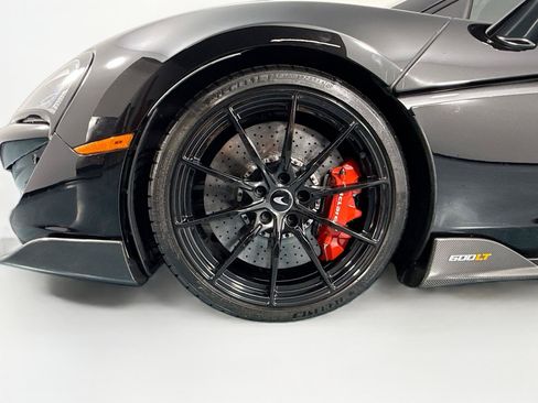 Used 2020 McLaren 600LT Spider RWD image 47