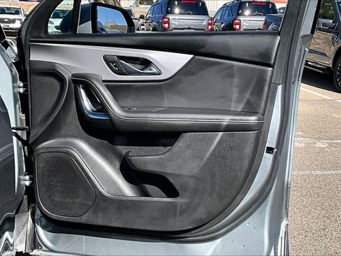 Used 2025 Chevrolet Blazer LT image 22
