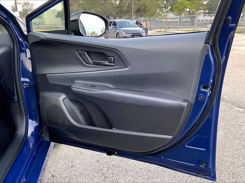 Certified 2024 Toyota Prius LE image 21