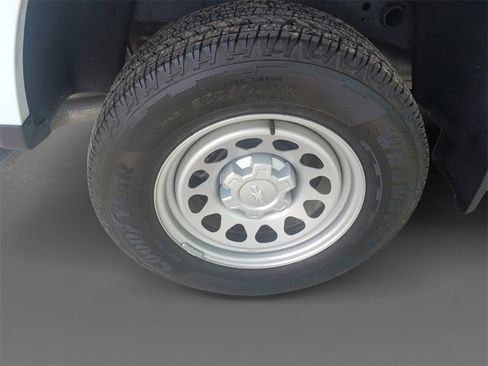 Used 2025 Chevrolet Colorado W/T w/ Advanced Trailering Package image 10