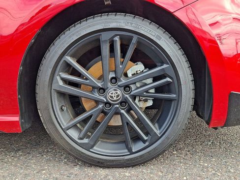 Used 2026 Toyota Camry Hybrid w/ Multimedia Upgrade Package image 8