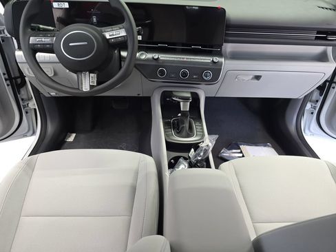 New 2026 Hyundai Kona SE FWD image 9