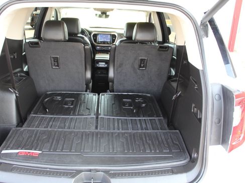 Used 2023 GMC Acadia Denali w/ Denali Technology Package AWD/4WD image 25