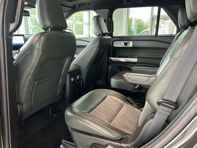 Used 2022 Ford Explorer Timberline w/ Timberline Technology Package AWD/4WD image 24