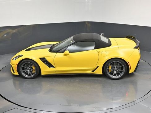 Used 2017 Chevrolet Corvette Z06 RWD image 14