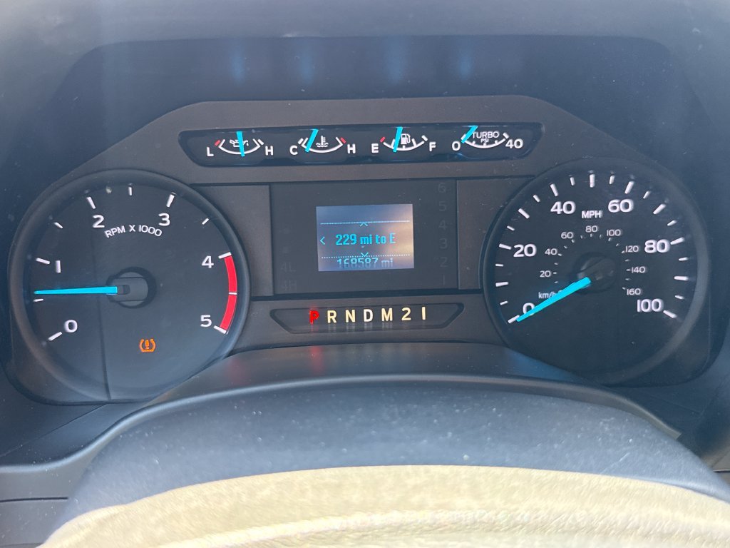 Used 2018 Ford F250 XL w/ Power Equipment Group AWD/4WD image 16