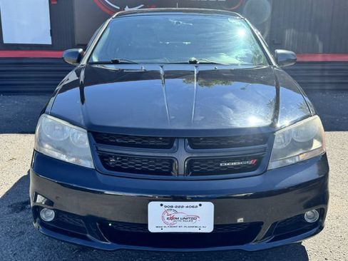 Used 2014 Dodge Avenger SXT w/ Sun/Sound Group FWD image 8