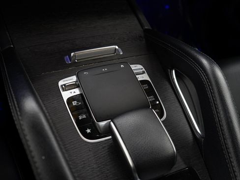 Used 2020 Mercedes-Benz GLS 450 4MATIC image 25