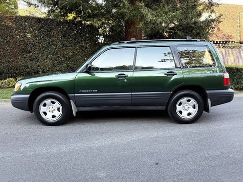Used 2002 Subaru Forester L AWD/4WD image 4