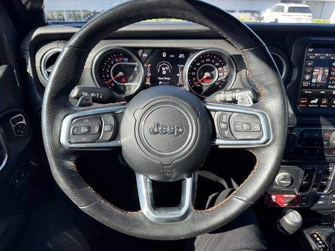 Used 2022 Jeep Wrangler Unlimited Rubicon AWD/4WD image 6