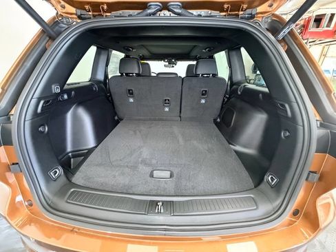 New 2026 Jeep Grand Cherokee Limited AWD/4WD image 7
