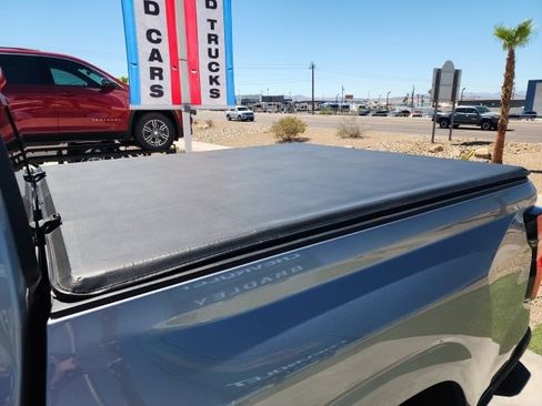 Used 2023 Chevrolet Colorado LT w/ LT Convenience Package image 11