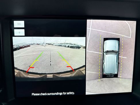 Used 2023 Ford Bronco Badlands image 25