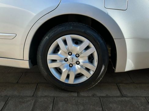 Used 2010 Nissan Altima 2.5 S image 15