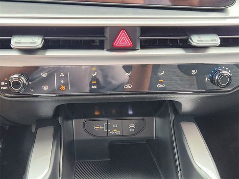 New 2026 Kia Sorento LX image 14
