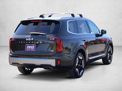 Used 2025 Kia Telluride S AWD/4WD image 5