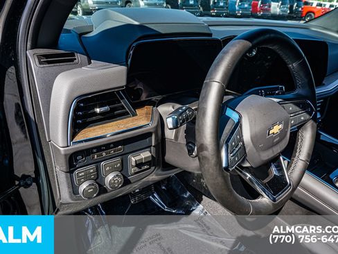 Used 2026 Chevrolet Suburban High Country w/ Sun And Tow Package AWD/4WD image 37