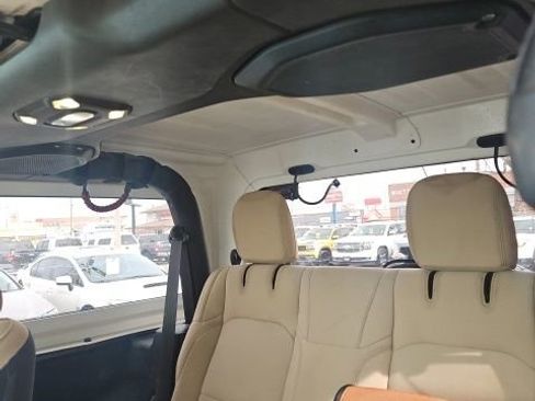 Used 2019 Jeep Wrangler Sport image 10