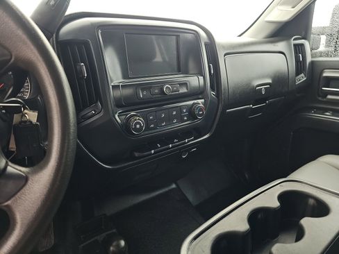 Used 2019 Chevrolet Silverado 2500 W/T w/ WT Convenience Package image 14