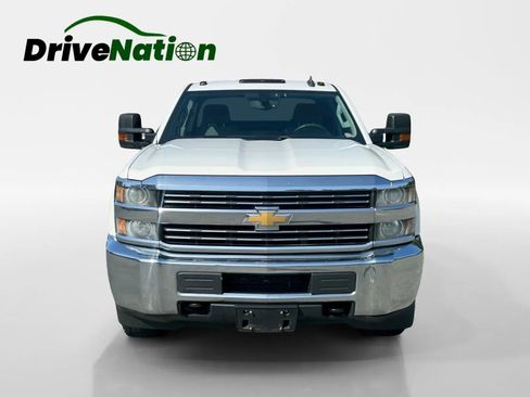Used 2015 Chevrolet Silverado 2500 W/T w/ WT Convenience Package AWD/4WD image 2