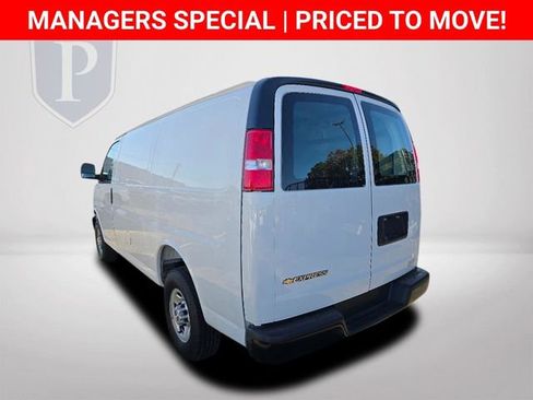 New 2025 Chevrolet Express 2500 Work Van w/ Driver Convenience Package image 8