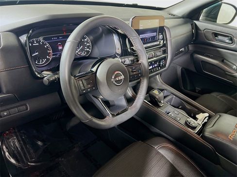 Used 2023 Nissan Pathfinder Rock Creek image 10