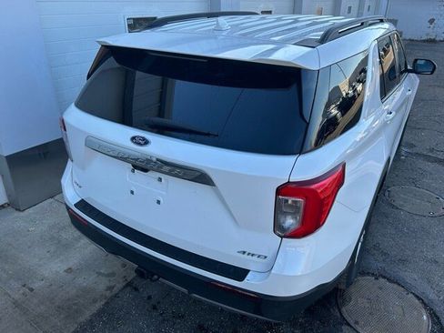 Certified 2023 Ford Explorer XLT w/ Equipment Group 202A image 5