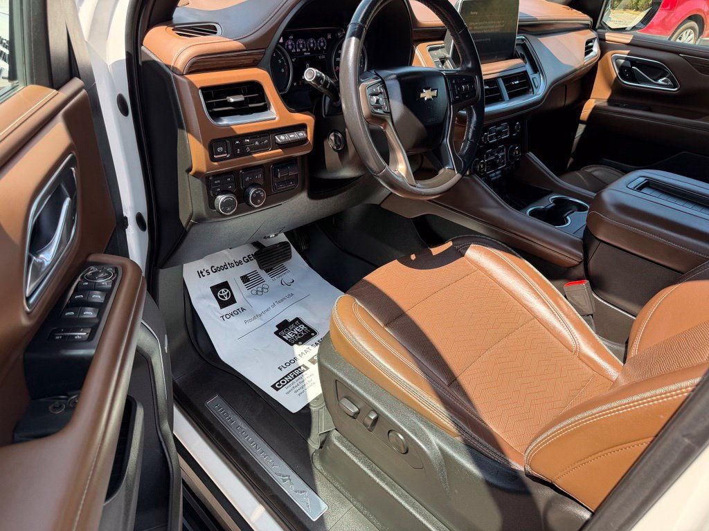 Used 2021 Chevrolet Tahoe High Country AWD/4WD image 11