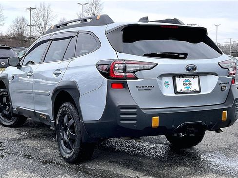 Certified 2023 Subaru Outback Wilderness image 11