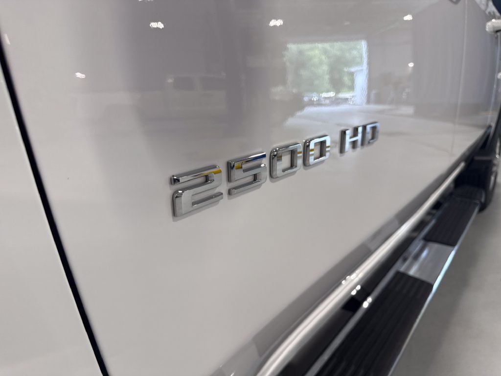 Used 2025 Chevrolet Silverado 2500 LT w/ Convenience Package AWD/4WD image 52