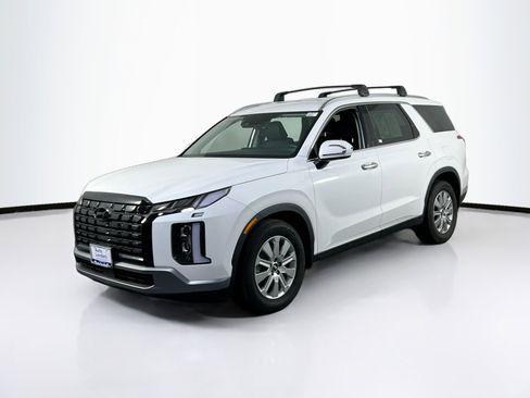 Used 2023 Hyundai Palisade SEL image 1